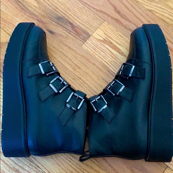 ASOS Design Ahoy chunky buckle ankle boots in BLACK - Picture 5 of 10